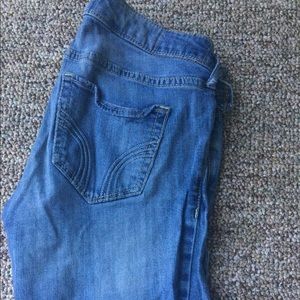 Hollister woman’s jeans